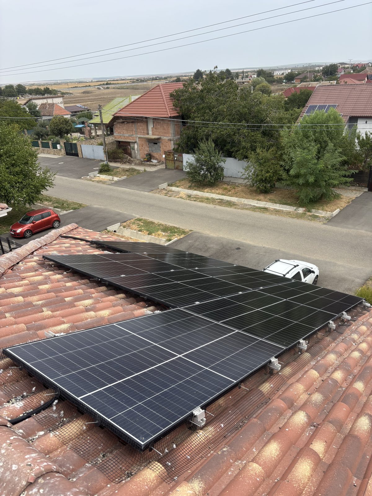 Curățare 21 panouri fotovoltaice, Remetea Mare